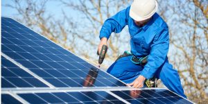 Installation Maintenance Panneaux Solaires Photovoltaïques à Montiron